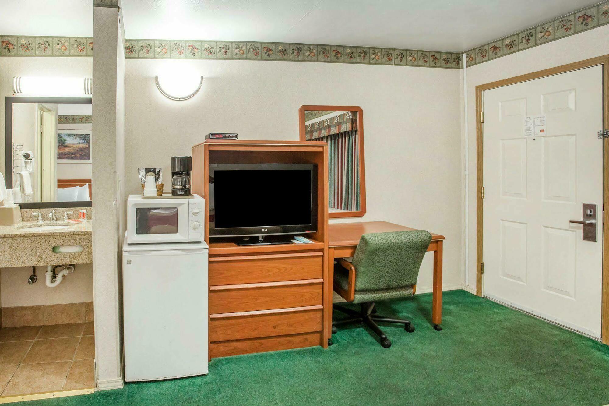 Studio 6 Suites Vancouver Wa Waterfront Exteriér fotografie
